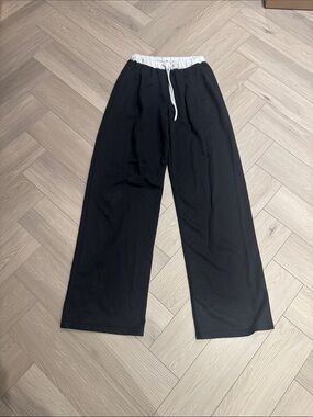 Wide Leg Drawstring Waist Pants in Black with White Waistband